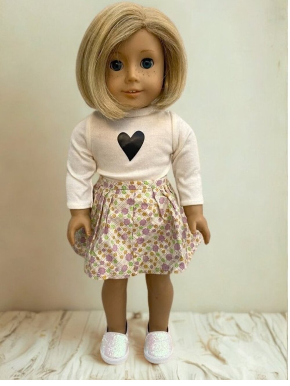 American Girl Kit Kittredge • 2003/04 Transitional First Edition • String Neck